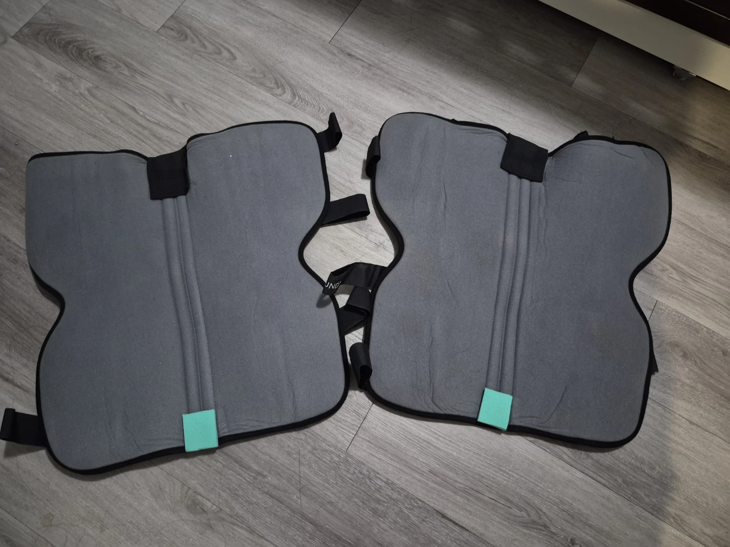 Knee brace