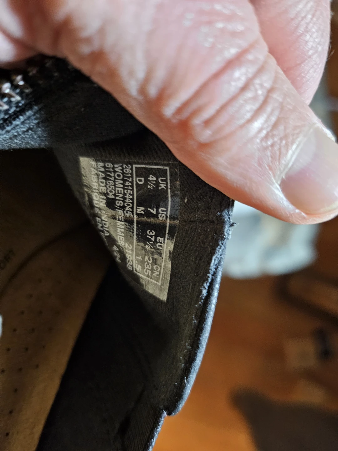 Clarks Collection Black Ankle Boots Size 7 - photo 3