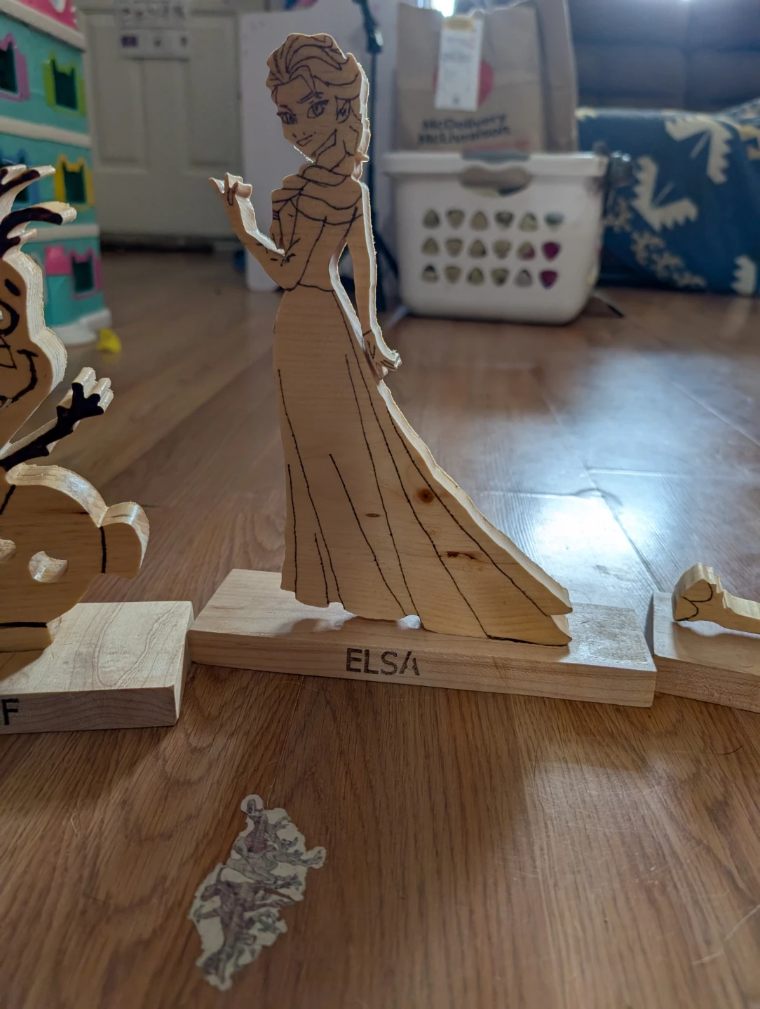 ❄️ Handmade Frozen Wooden Character Set ❄️ - photo 3