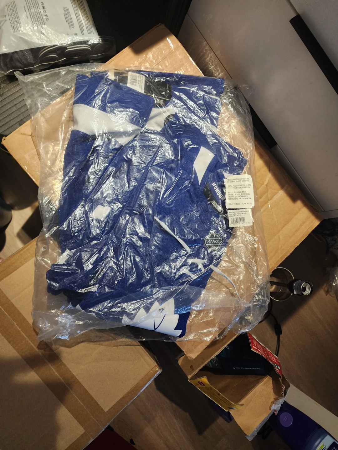 Adidas Toronto Maple Leafs Jersey Size 50