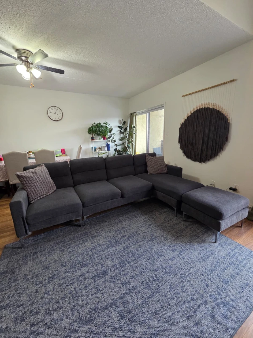 Sofa with chaise - photo 4