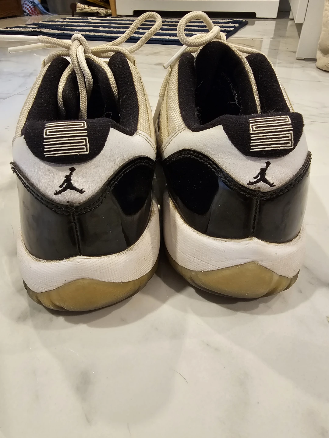 Nike Jordan 11 Retro Low Sneakers 5.5Y - photo 3