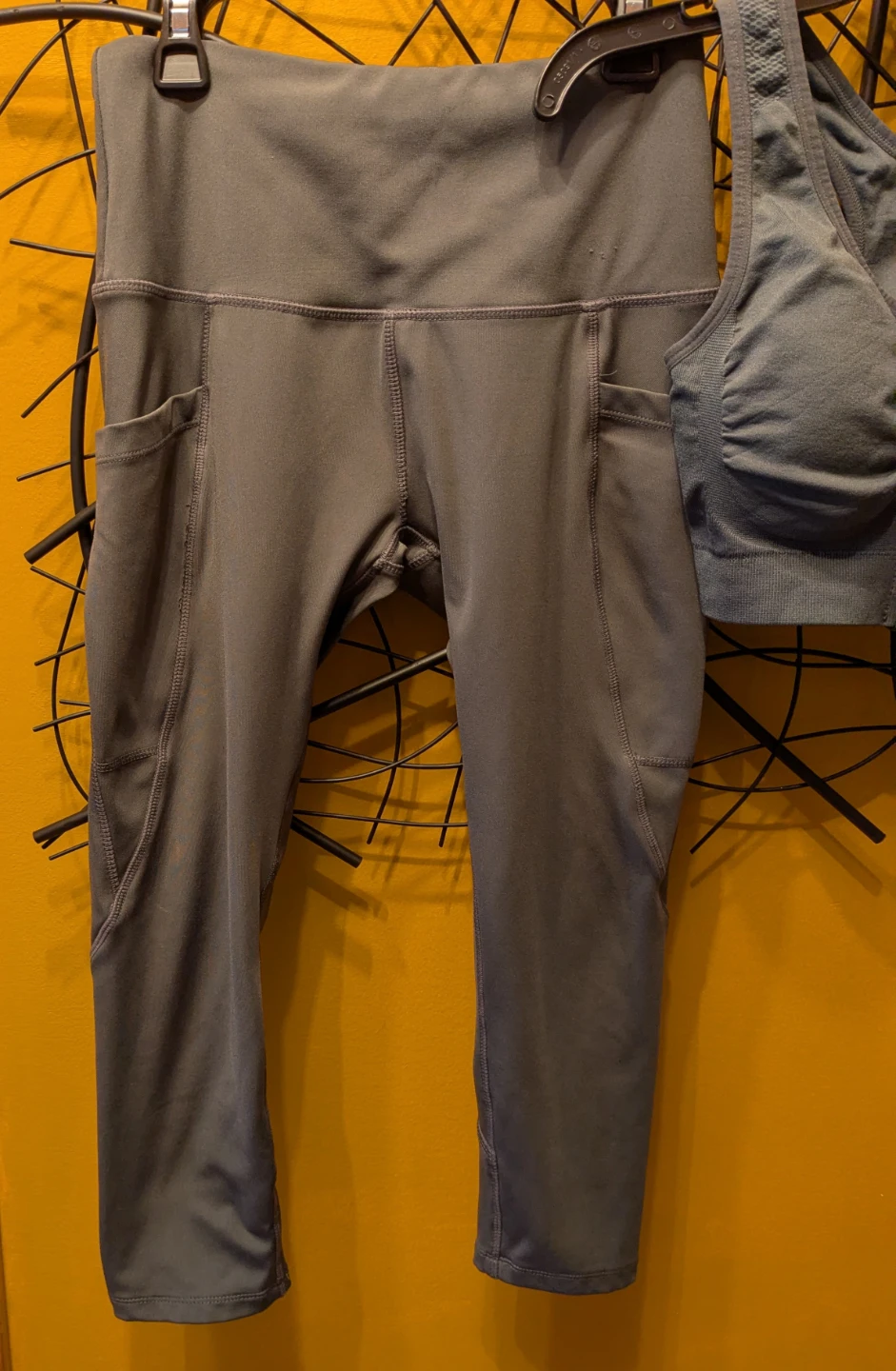 N.Y.L. Gray Pocket Leggings + Velocity Zip-Front Sports Bra - photo 3