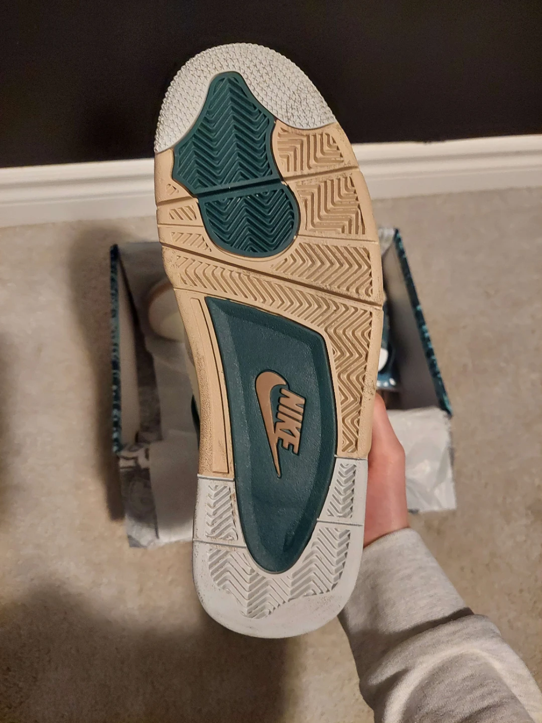 Nike Air Jordan 4 - photo 5
