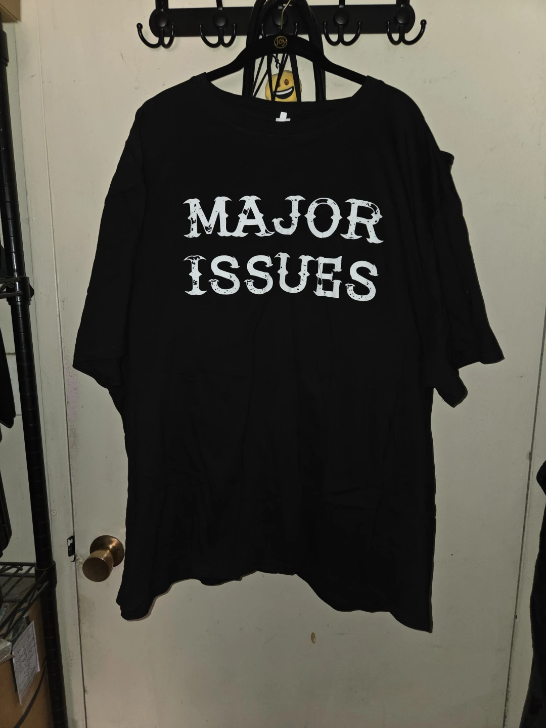 Chicyea 'Major Issues' Graphic T-Shirt in a Men's 3XL