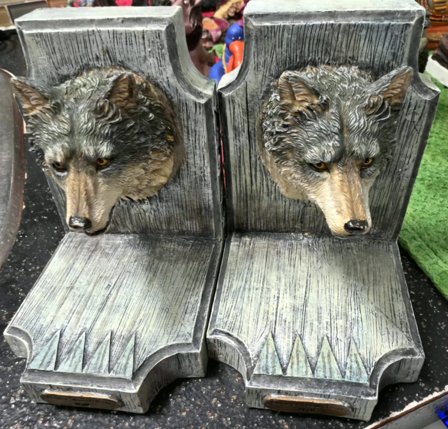 Wildlife Animal Range Wolf Bookends