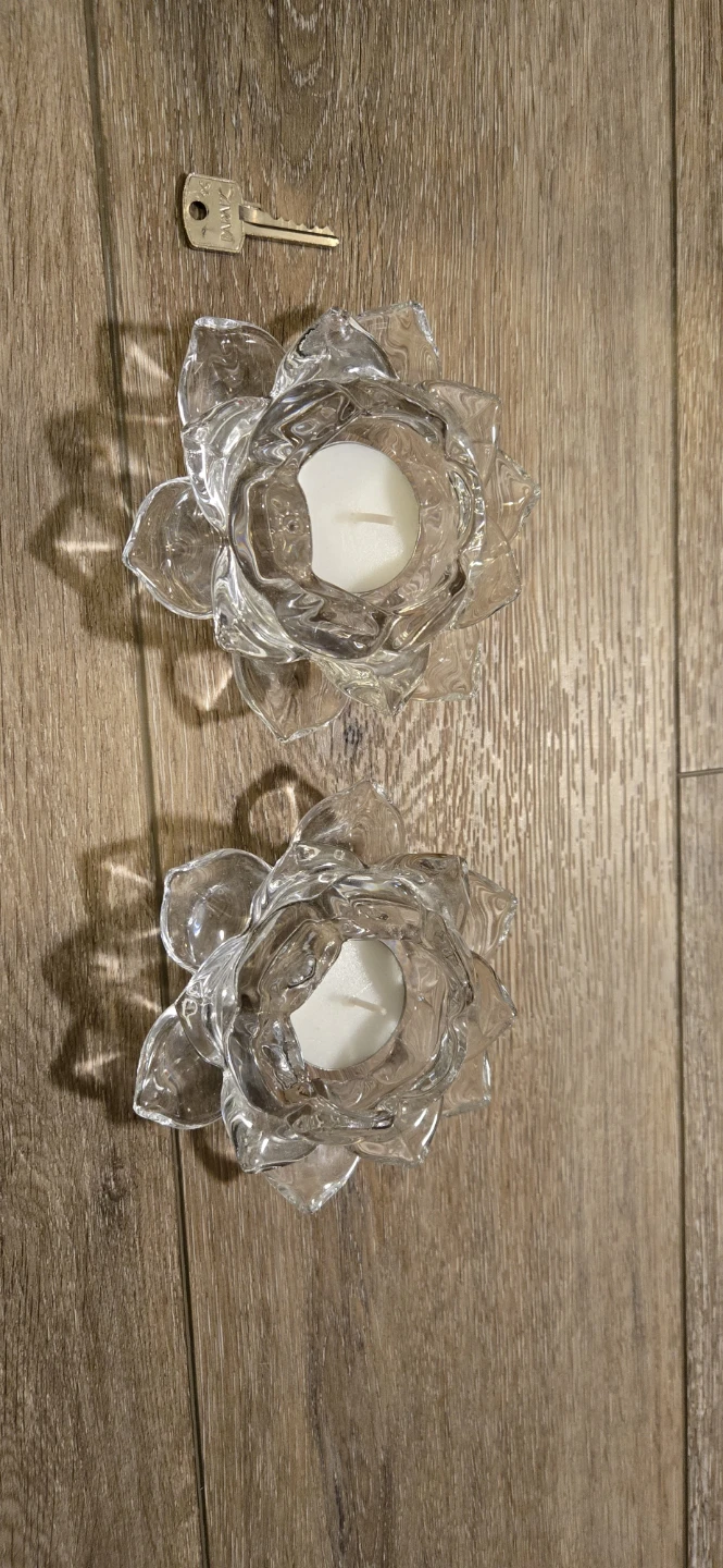 Candle holder