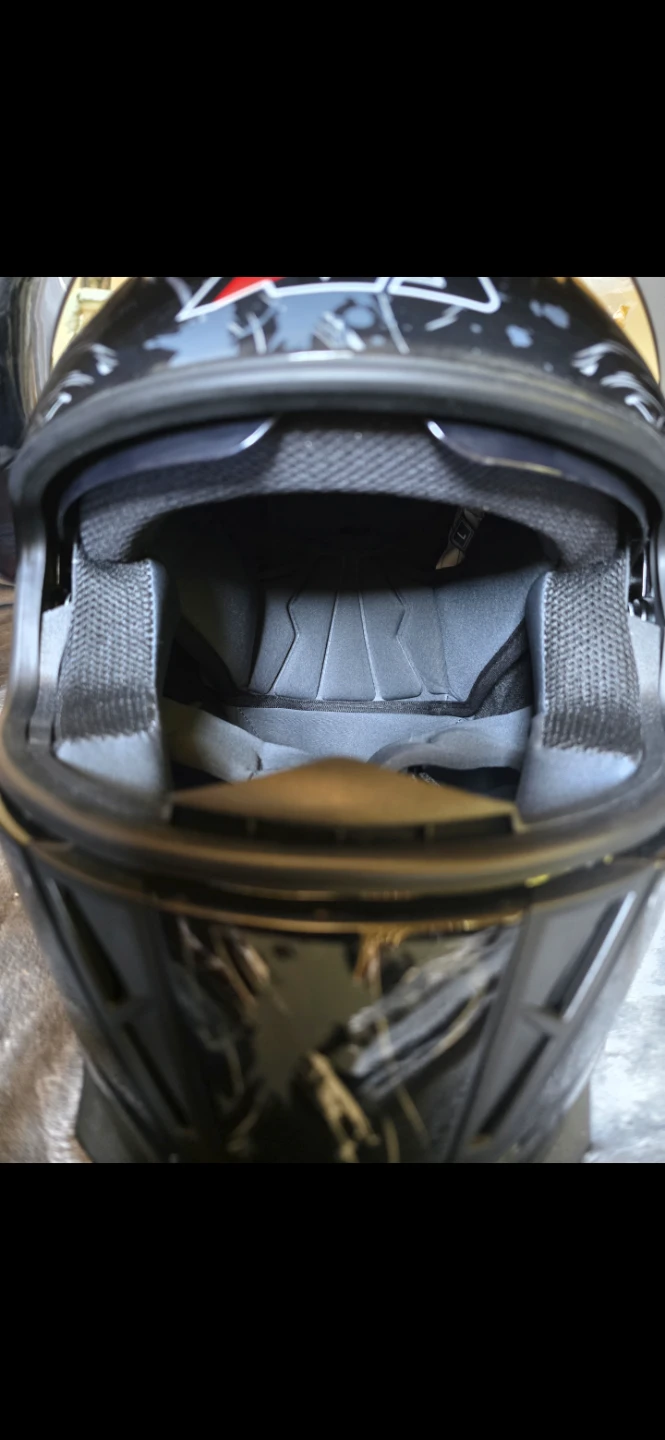 Motorcycle Helmet - Large - photo 2