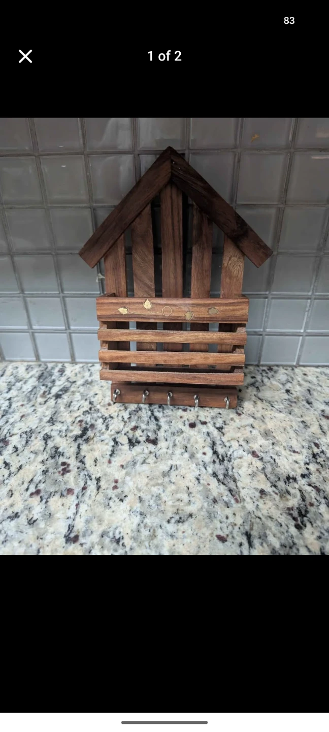 Wooden Wall-Mounted Key Holder with Mail Slot
