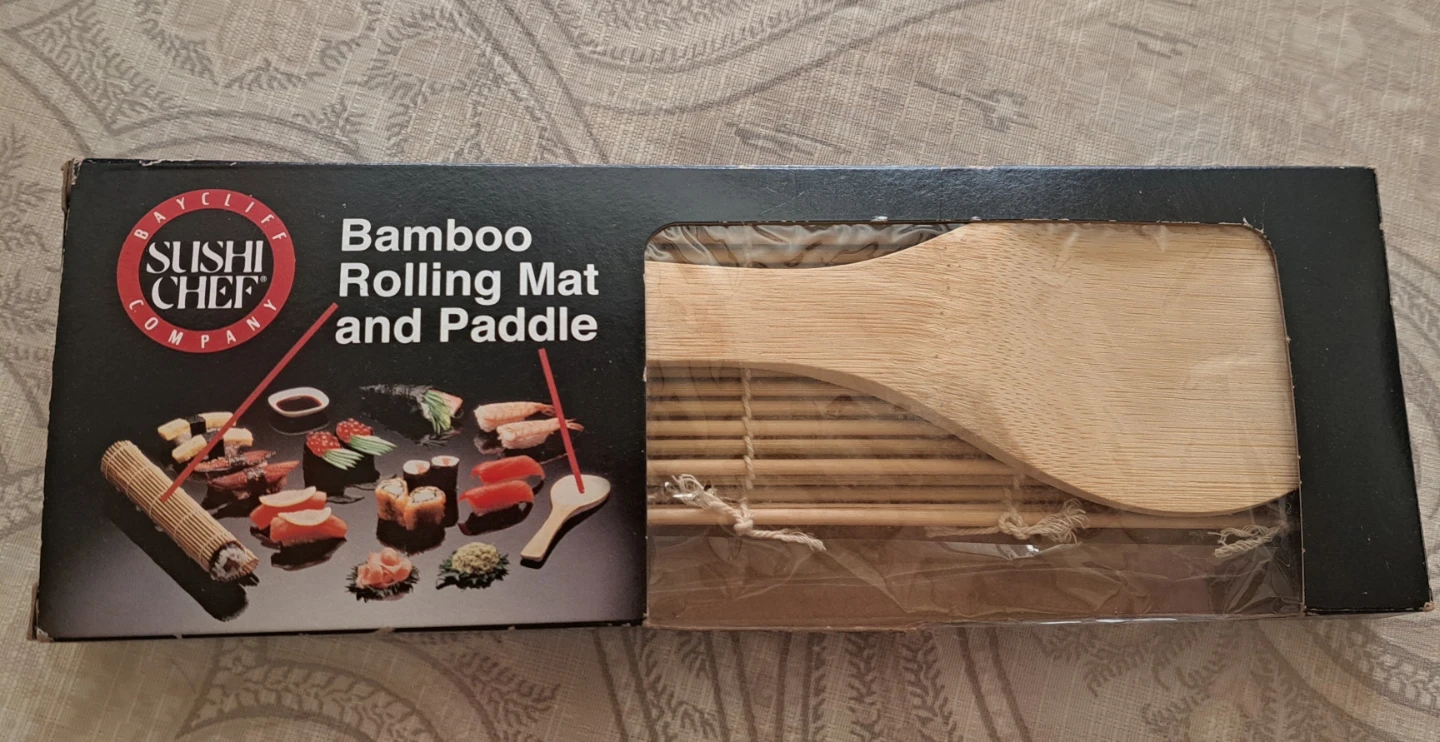 Sushi Chef Bamboo Rolling Mat and Paddle