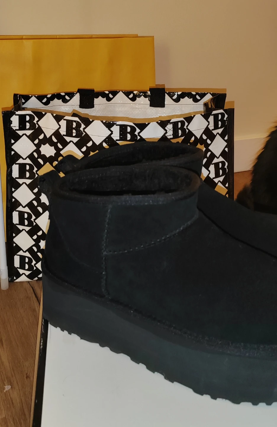 UGG Black platform - photo 3