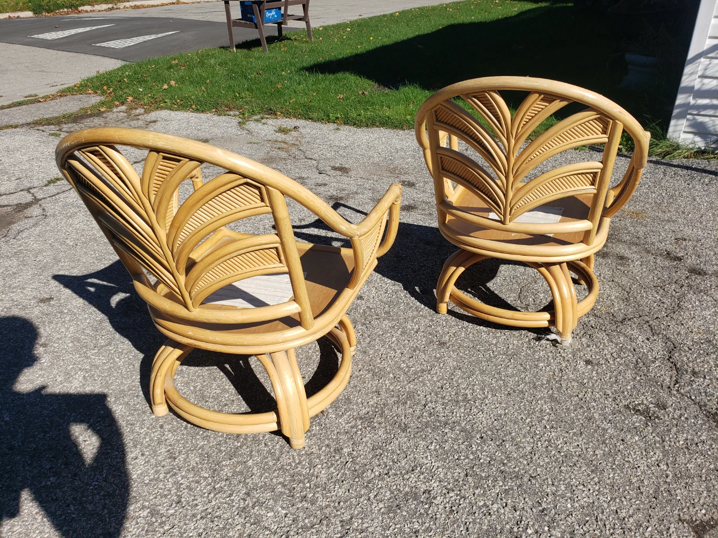 Vintage Rattan Swivel Chairs - photo 2