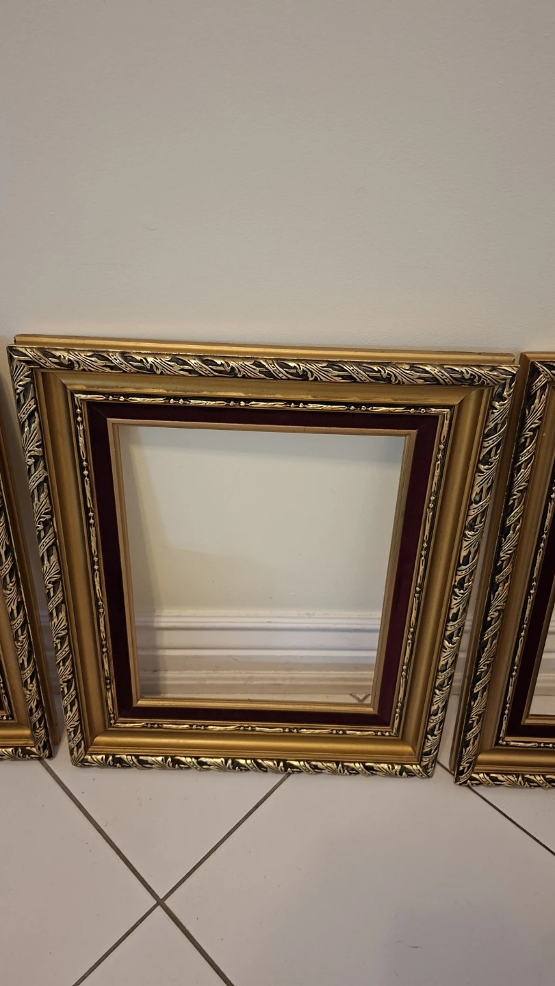 Set of 3 ornate gold and burgundy picture frames - photo 2