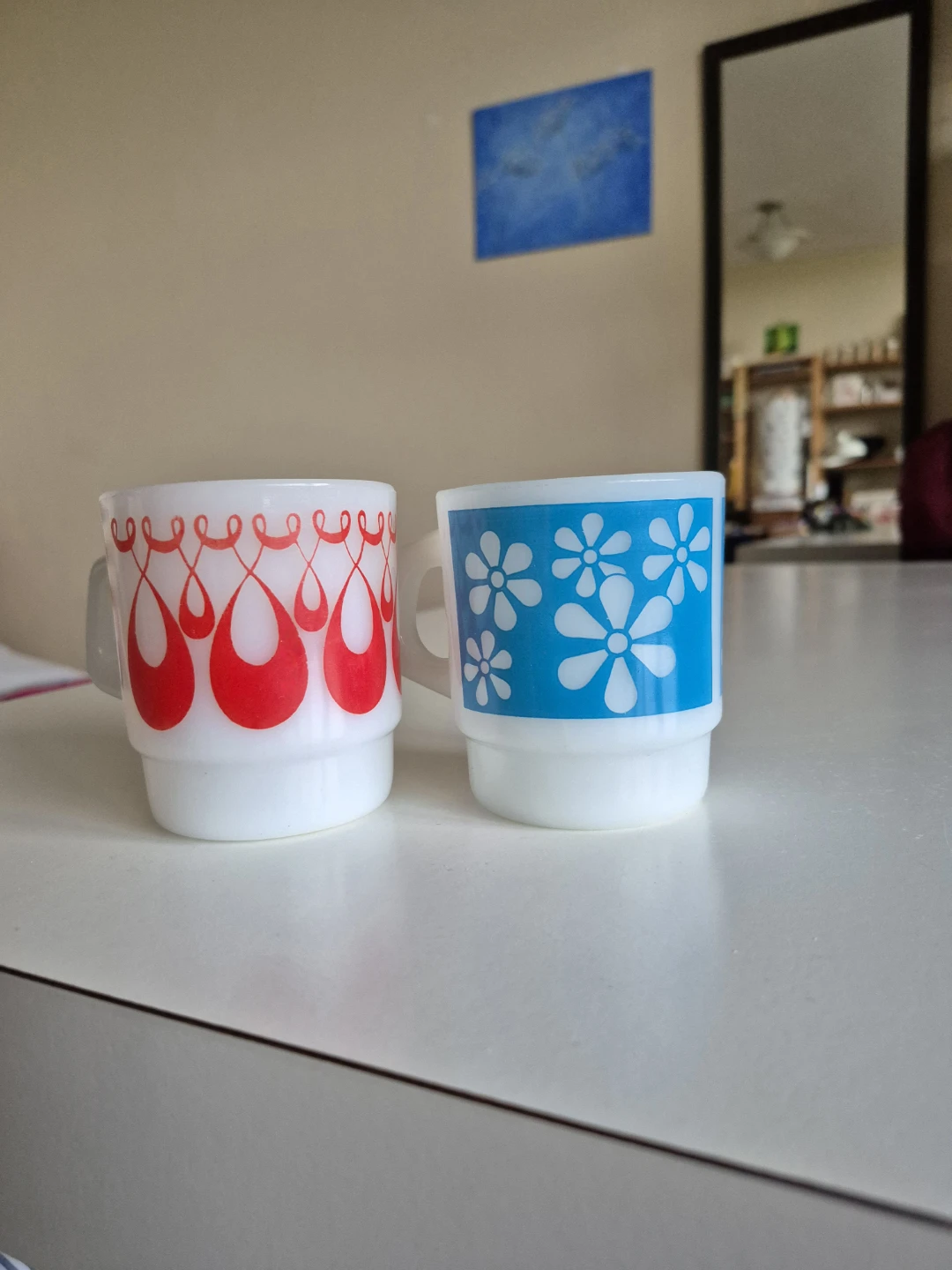 2 Vintage Milk Glass Fire King Anchor Hocking Milkglass Mugs - photo 3