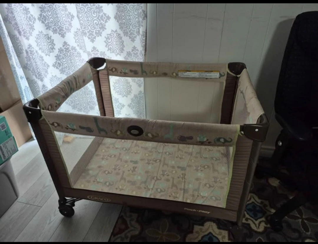 Graco Pack 'n Play Portable Playard