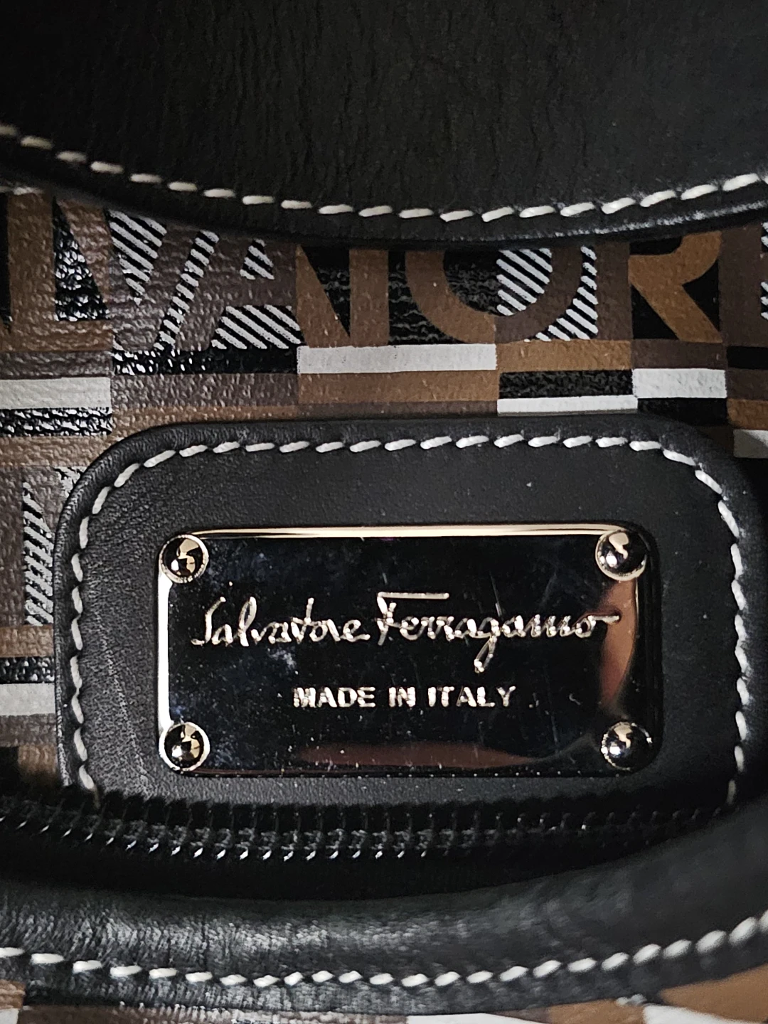 Salvatore Ferragamo hobo bag - photo 4