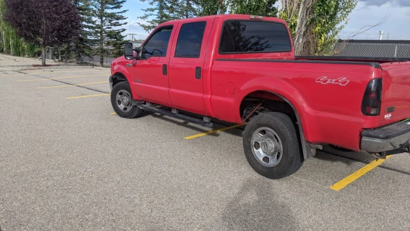 2007 Big Red Ford F-350 Super Duty 4x4 Truck - photo 5