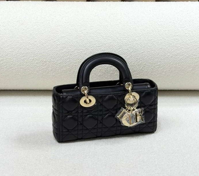 New purse