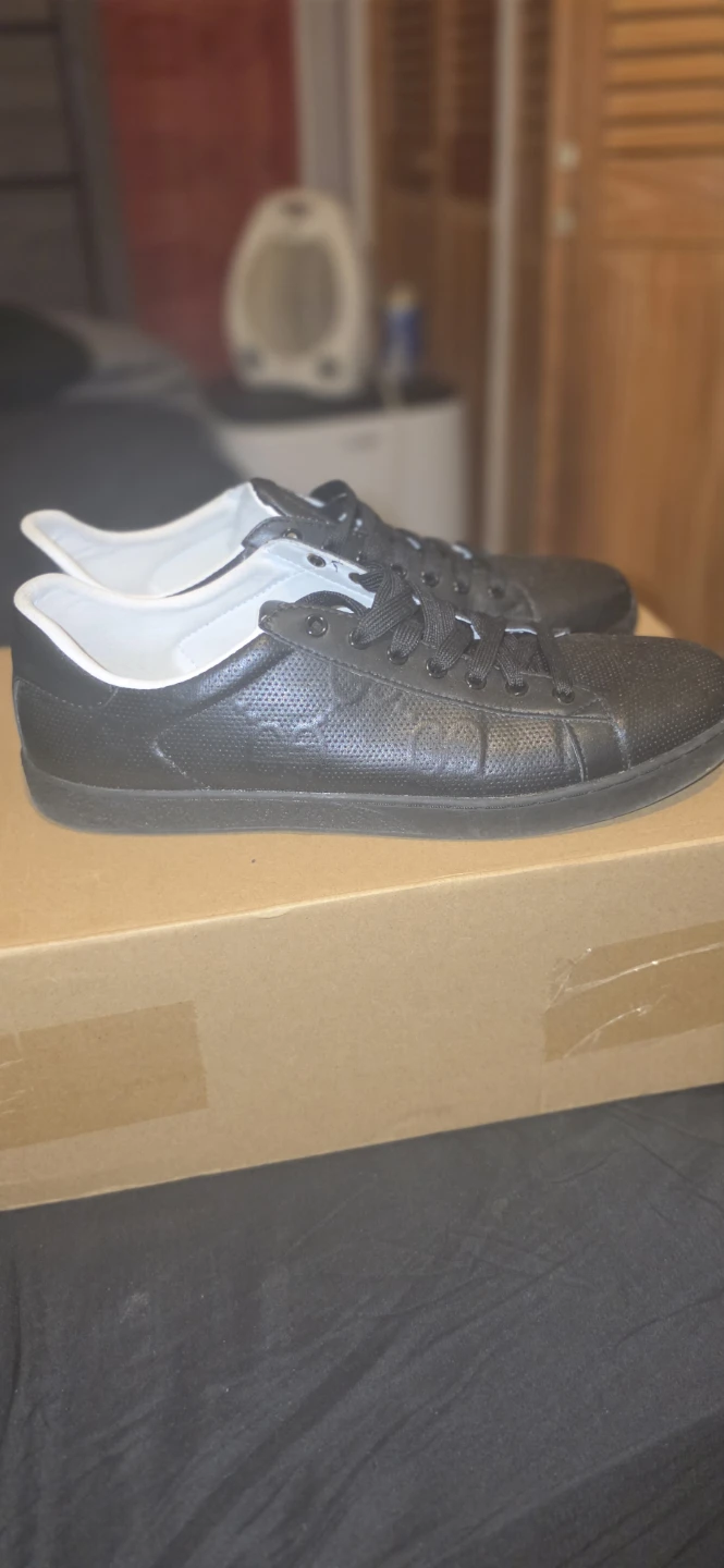Gucci Black Perforated Leather Sneakers sz 10