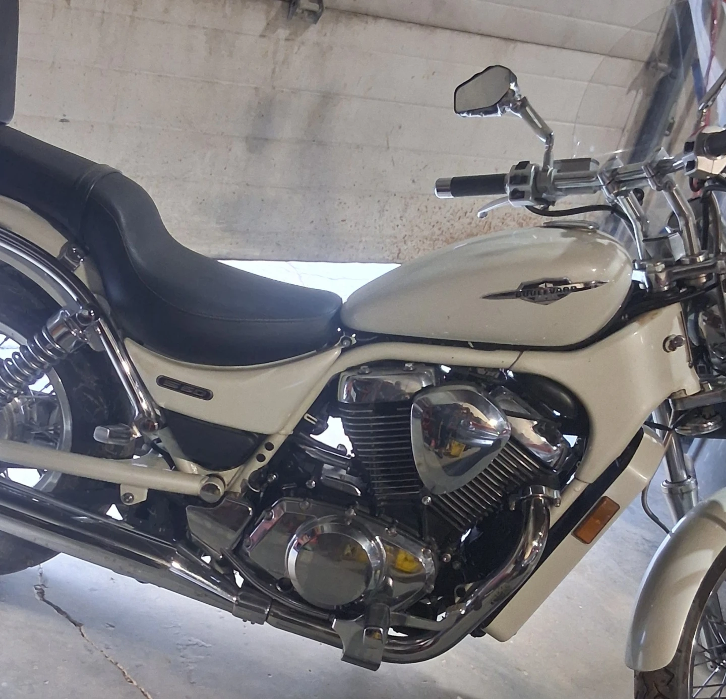 The 2008 Suzuki intruder S50  800