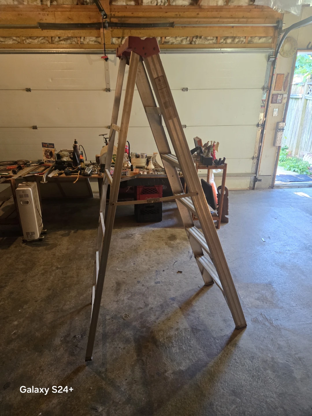 Lite 5-Foot Aluminum Stepladder - photo 2