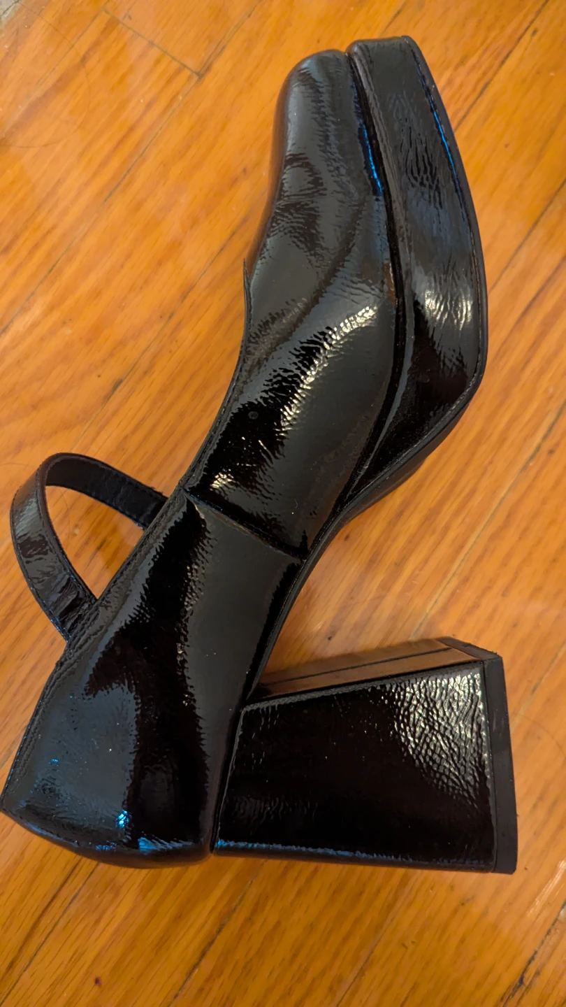 Steve Madden Black Patent Mary Jane Heels - photo 3