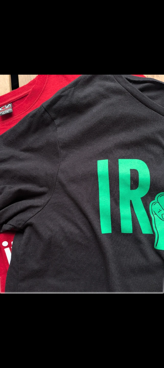 Two XL Graphic T-Shirts bundle - photo 5