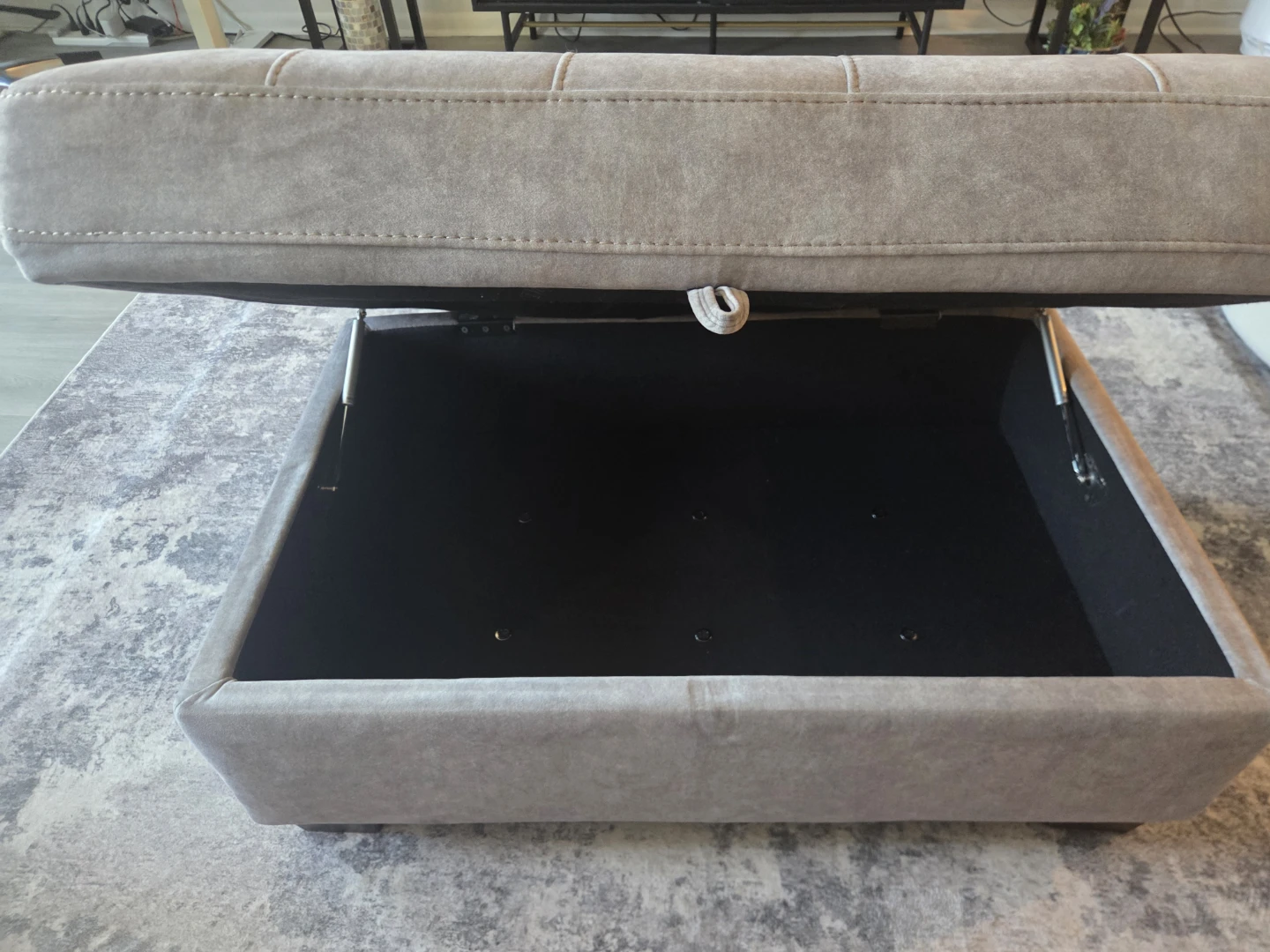 Gray Tufted Sofa with Matching Storage Ottoman - photo 4