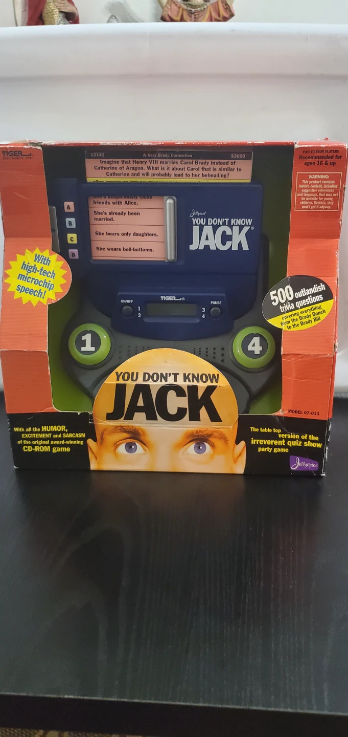 Tiger Electronics You Don't Know Jack Tabletop Trivia Game