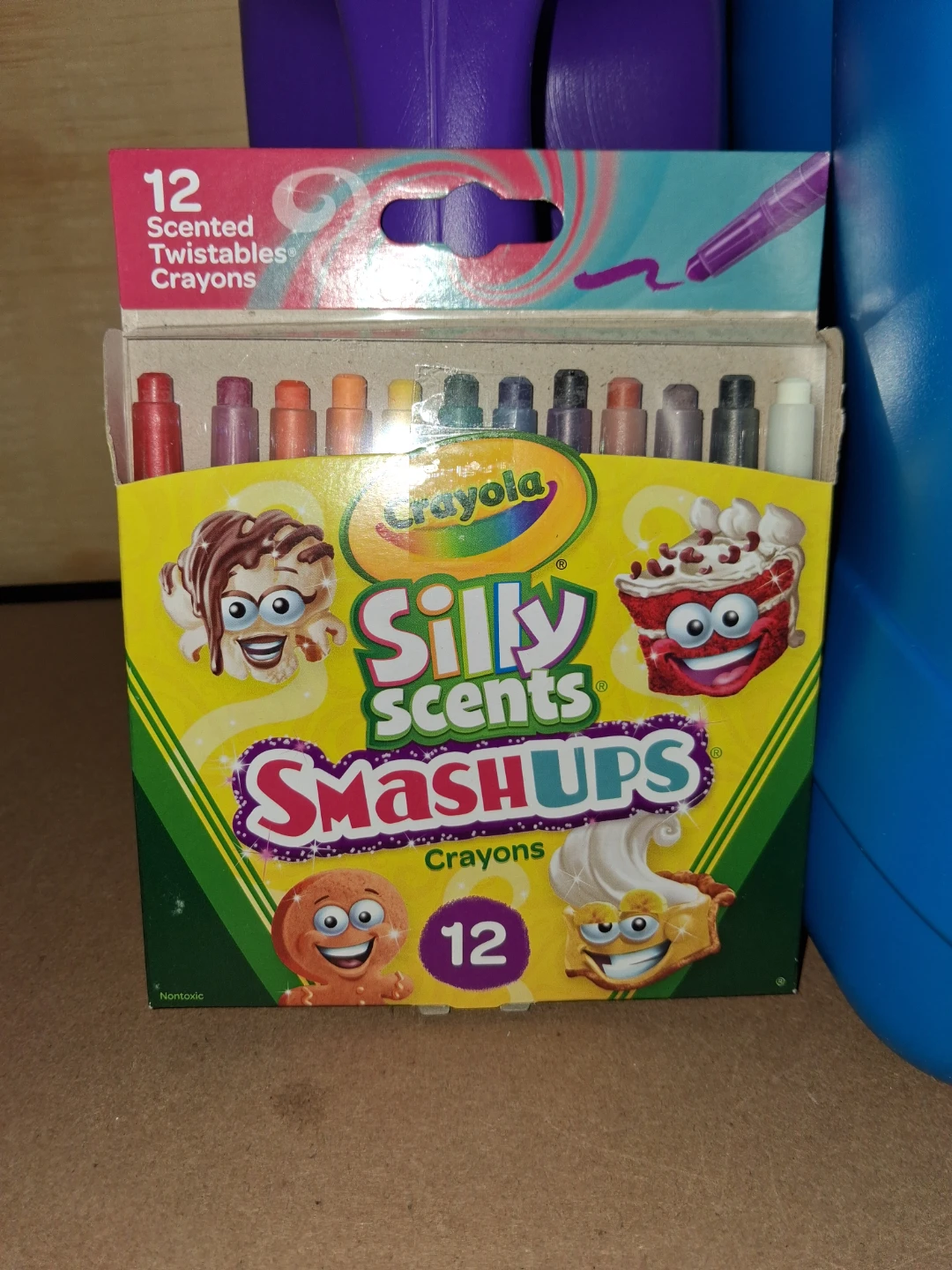 Crayola Silly Scents Smash-Ups Twistables Crayons 12 Count