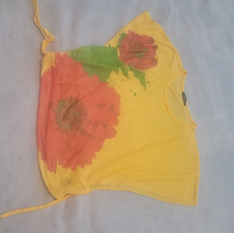 Dino yellow floral top