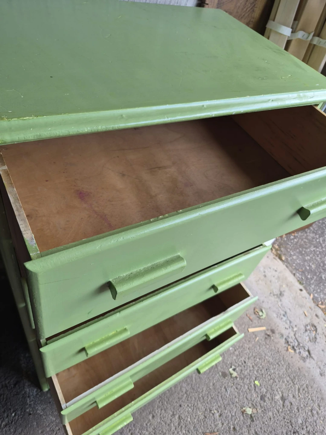 Green Five-Drawer Wooden Dresser - photo 5