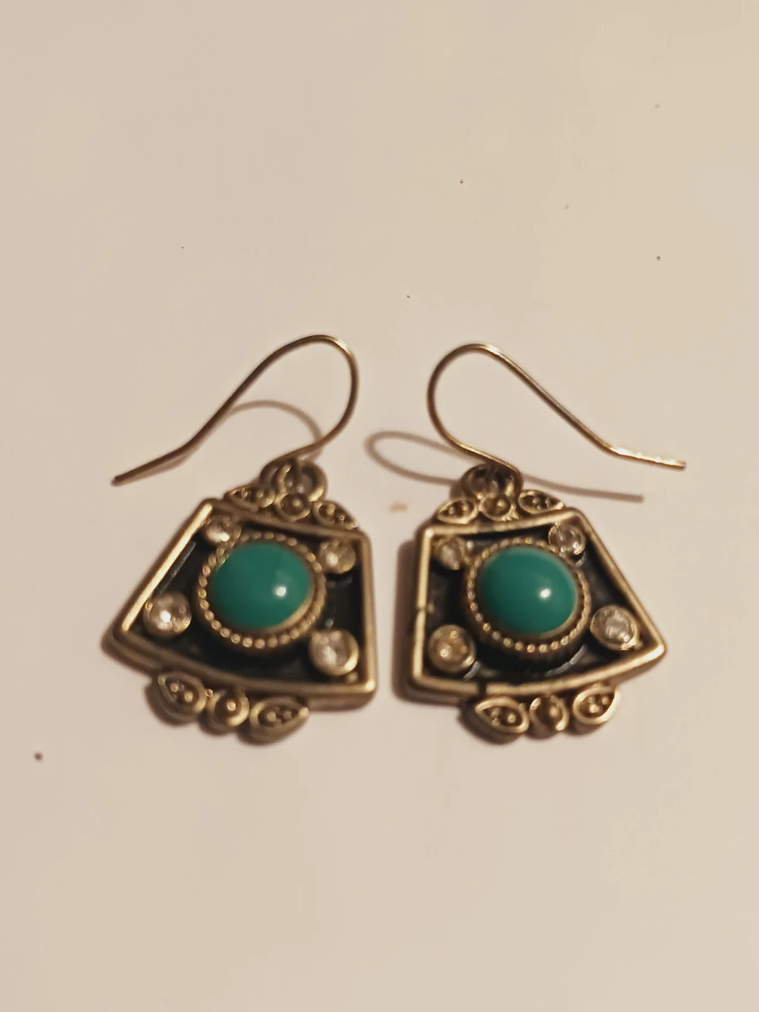 Turquoise and gold-tone dangle earrings - photo 3