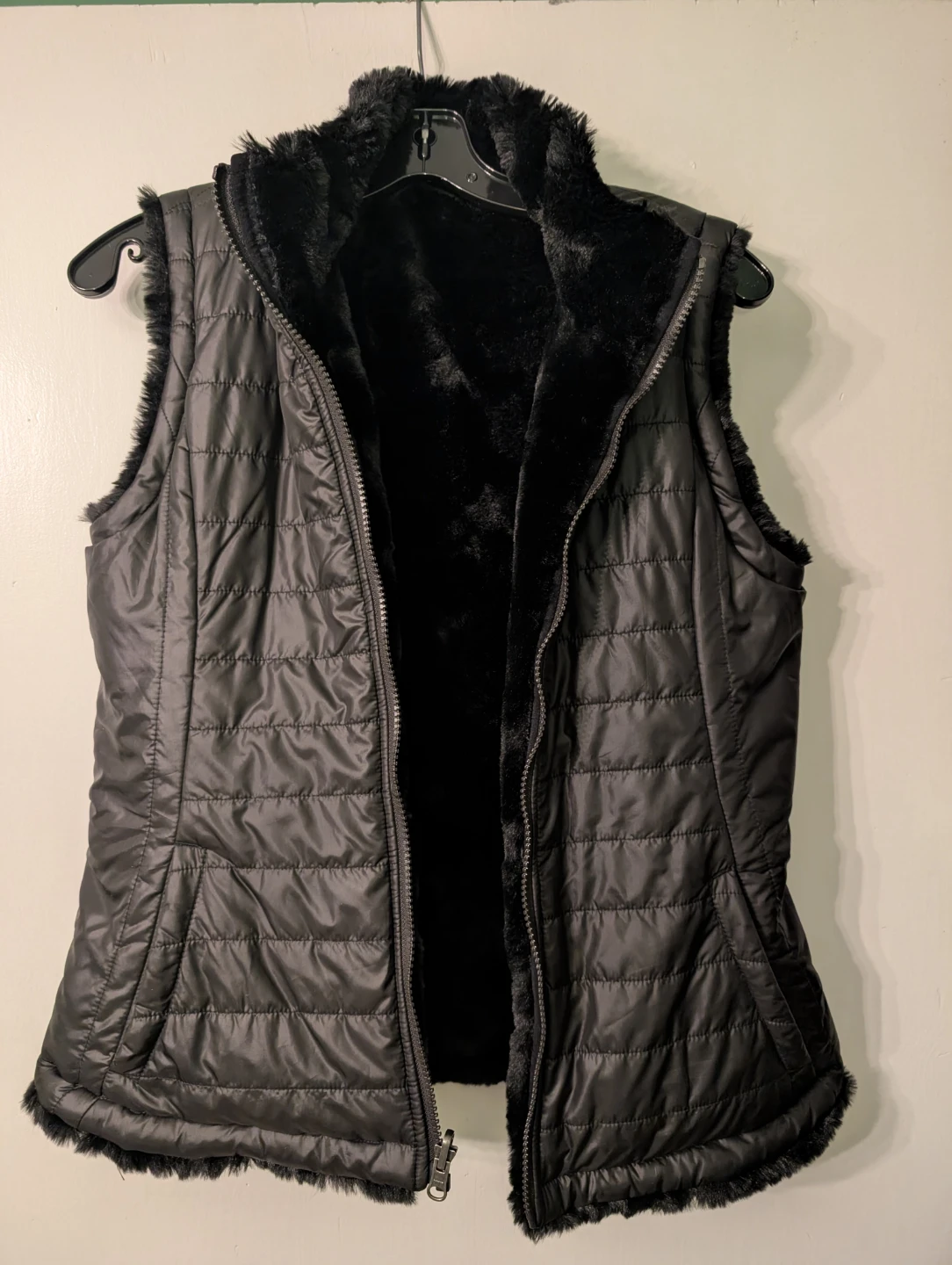 Nicole Miller Reversible Faux Fur Puffer Vest - photo 2