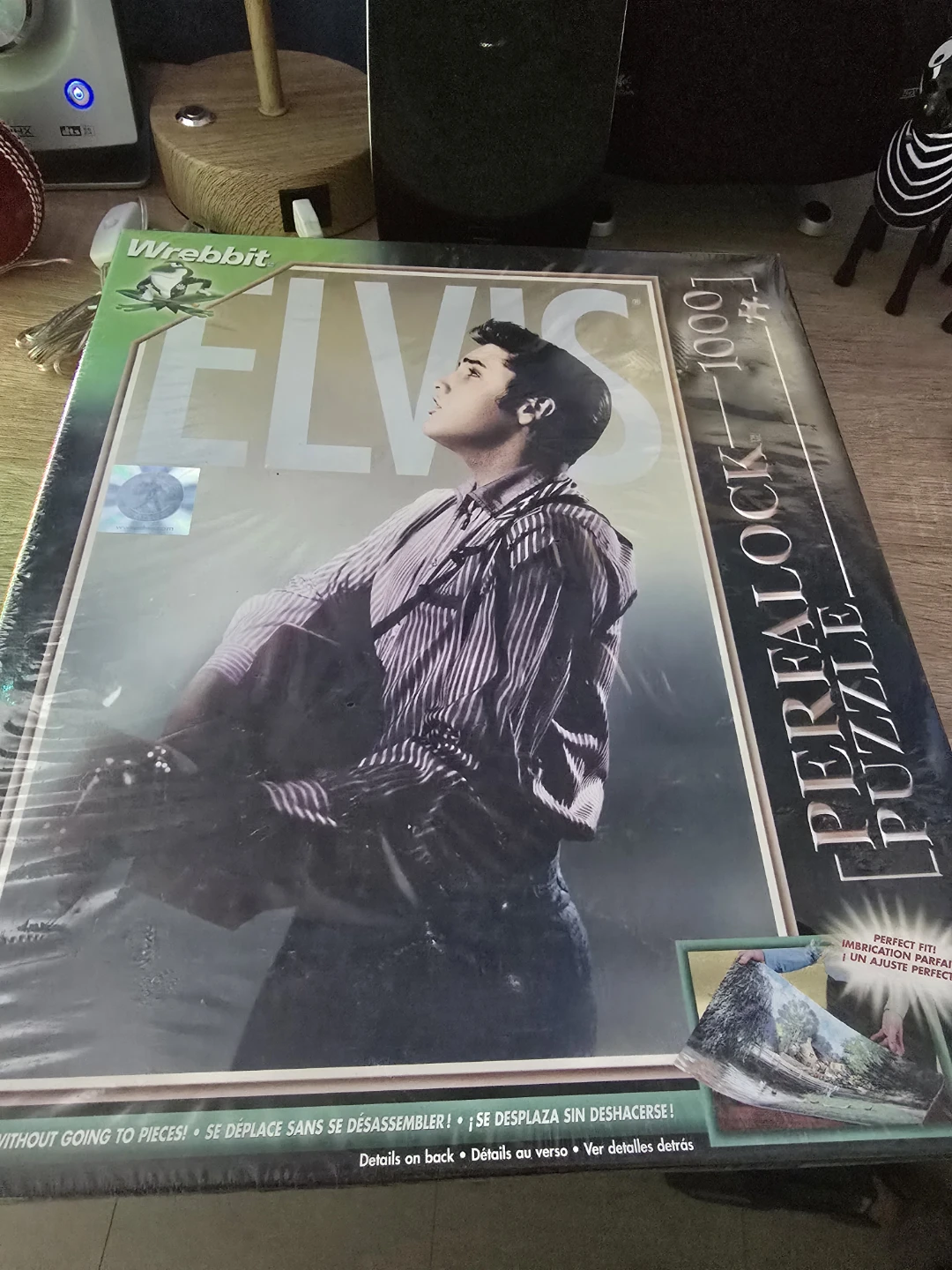Wrebbit Elvis 1000-Piece Perfalock Puzzle