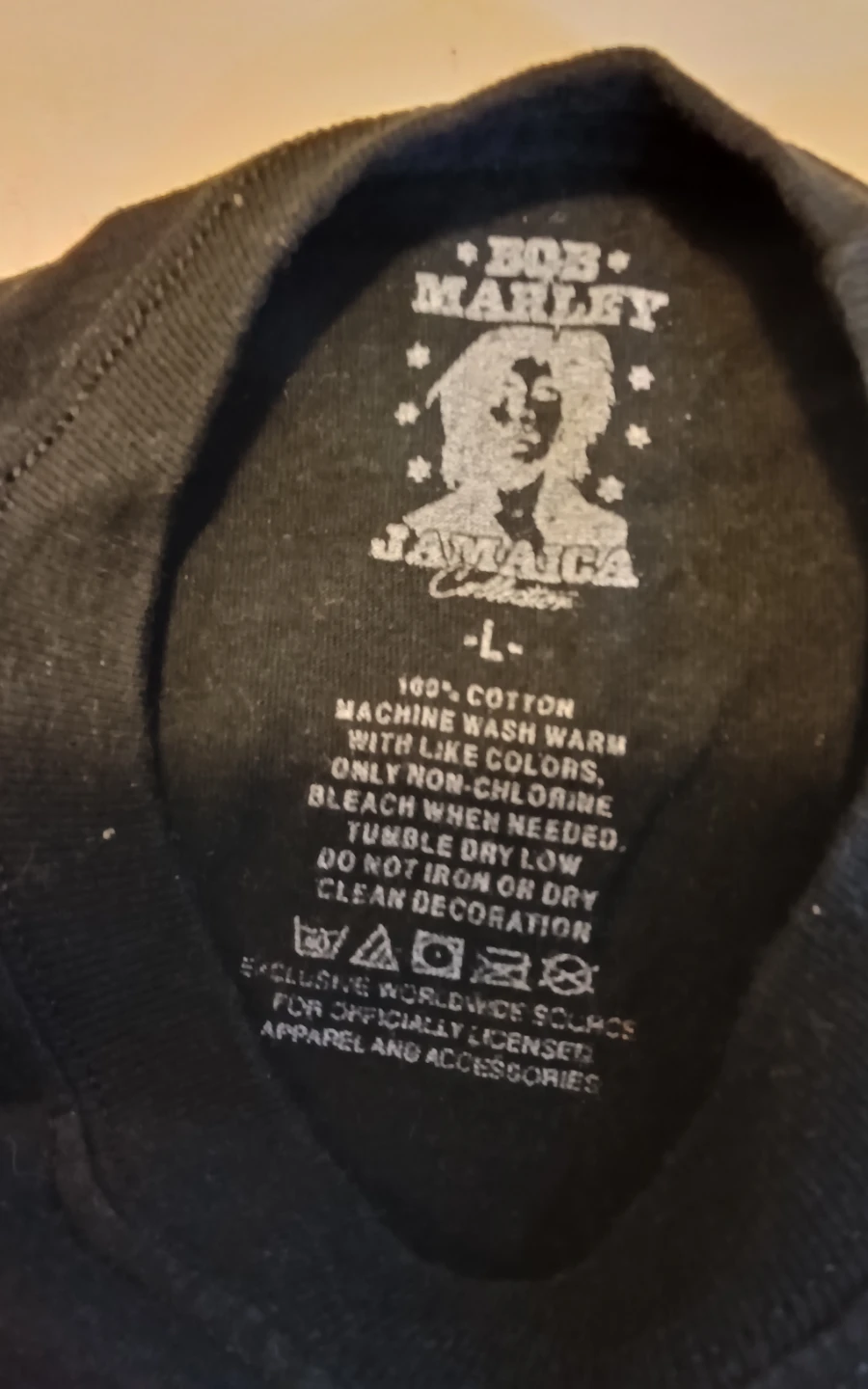 Vintage 2007 Bob Marley Zion Rootswear T-Shirt - photo 2