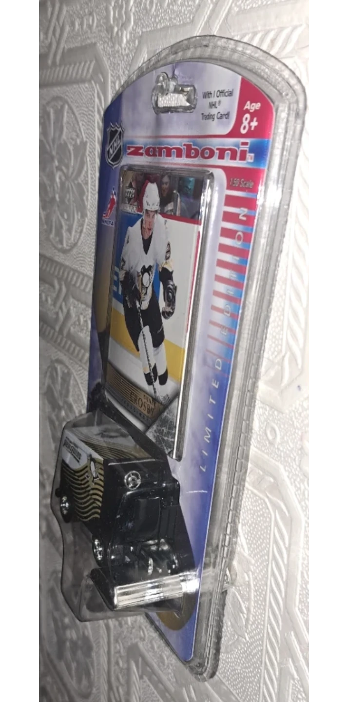 Upper Deck Pittsburgh Penguins Zamboni with Sidney Crosby Card - photo 3