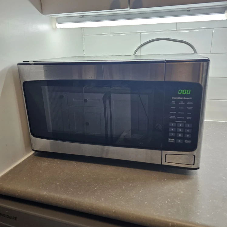 Hamilton Beach Stainless Steel Microwave