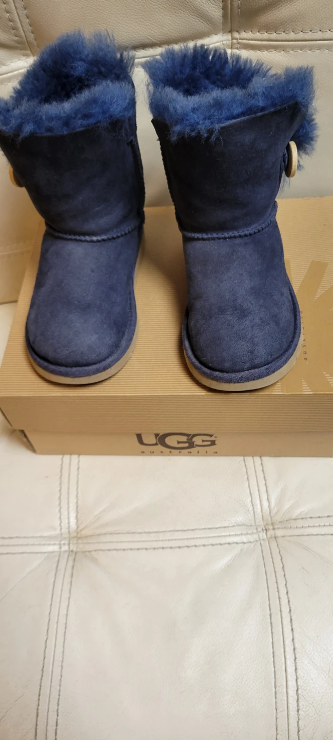 UGG Bailey Button Boots Navy Blue sz 9 girls - photo 3