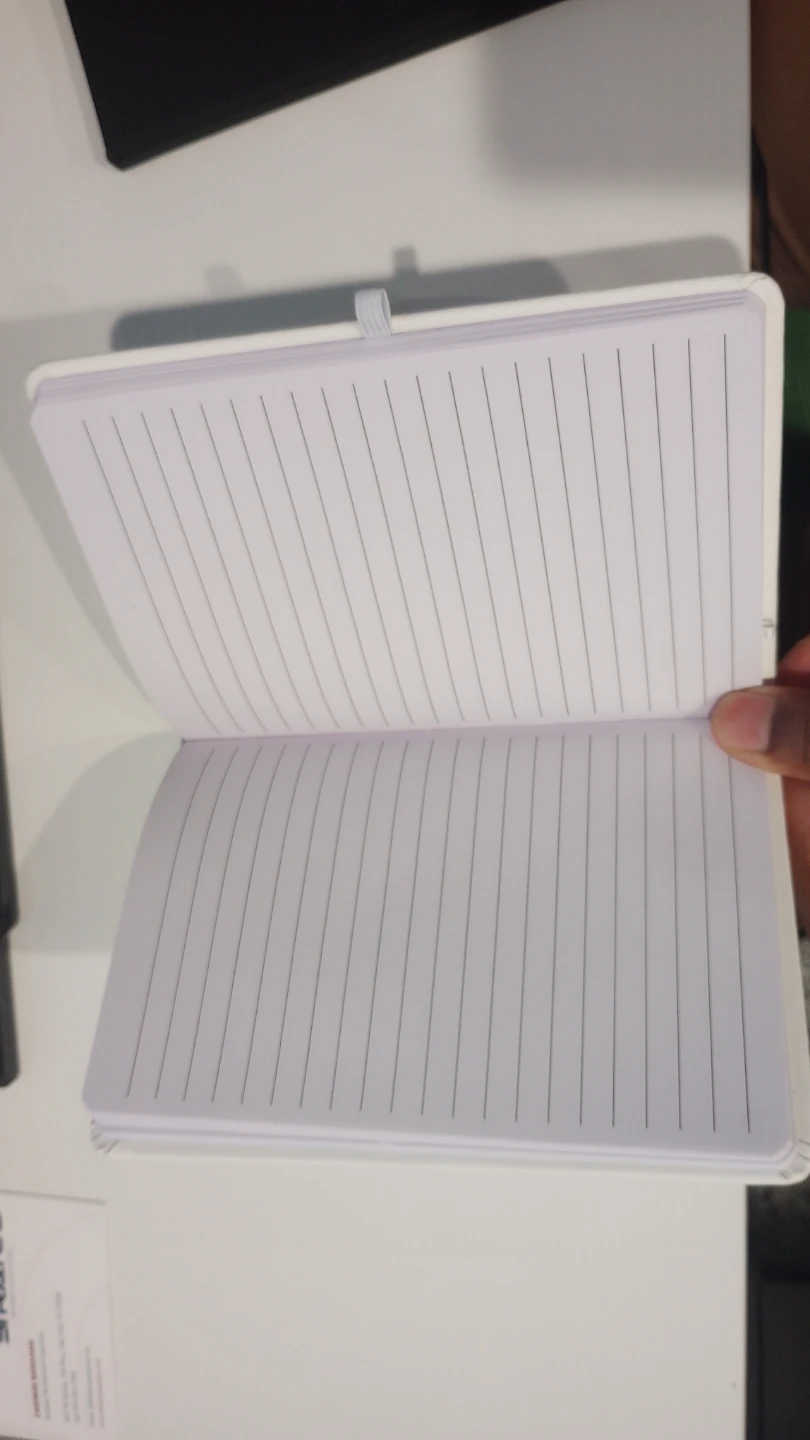 Free Mini Notepad w/pen holder - photo 3