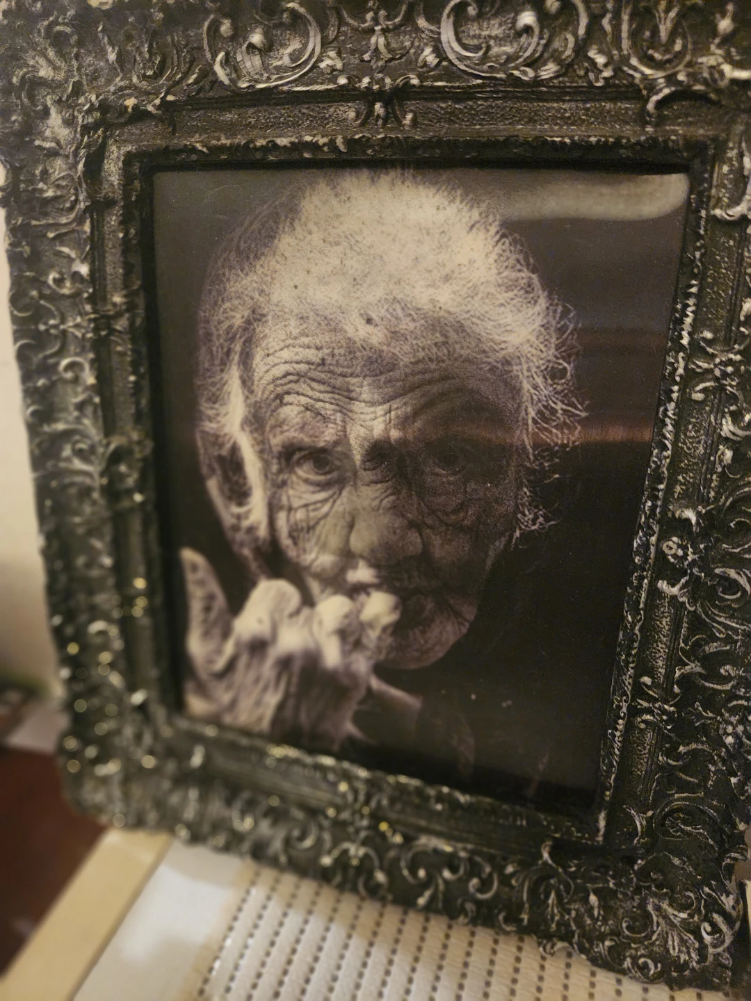 Lenticular Halloween Morphing Portrait - photo 3