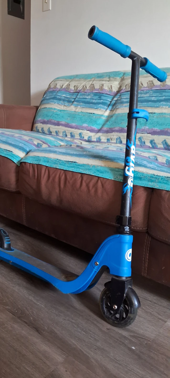Avigo Blue Kick Scooter - photo 3