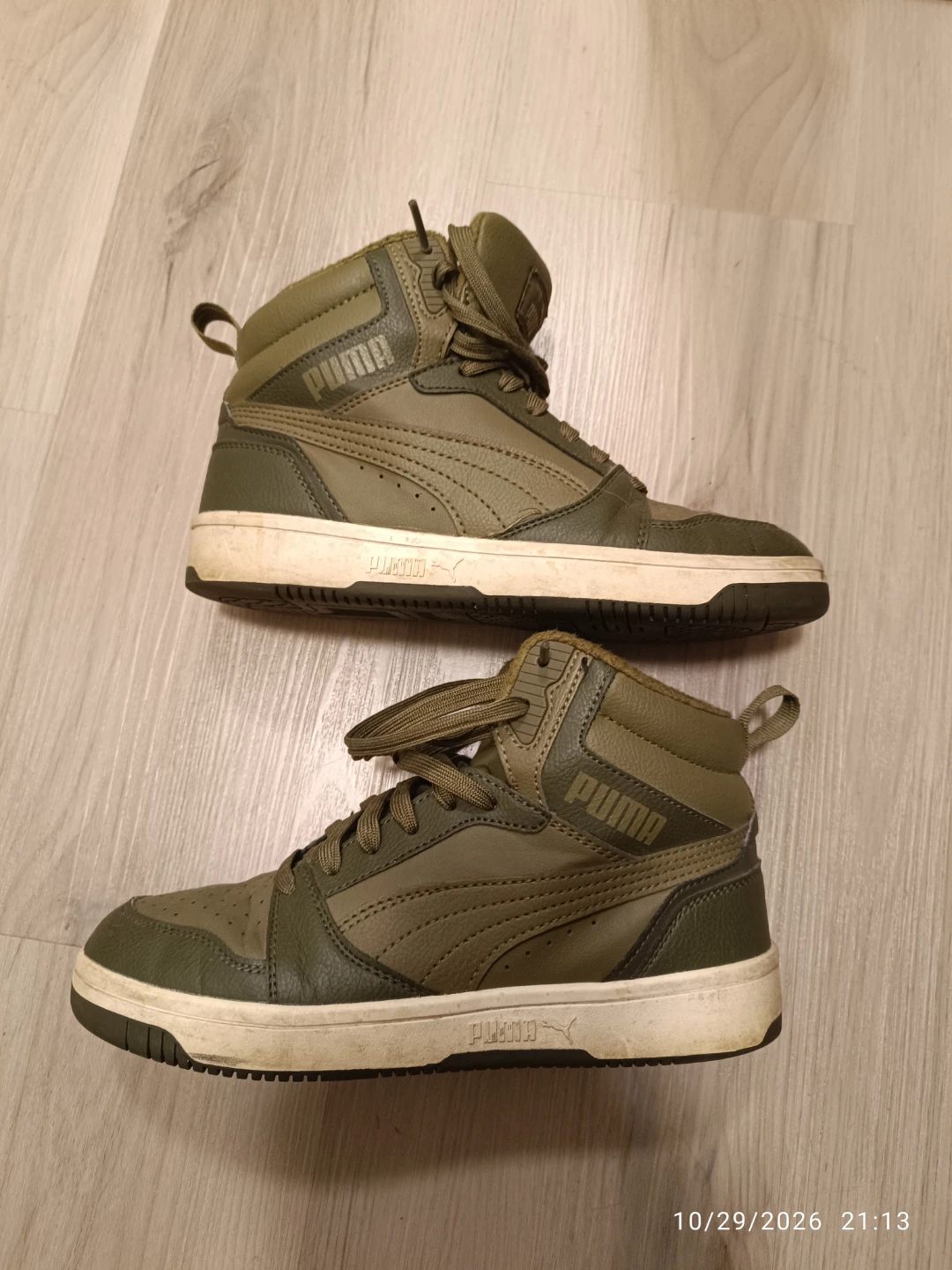 Puma High-Top Sneakers Green Size 5