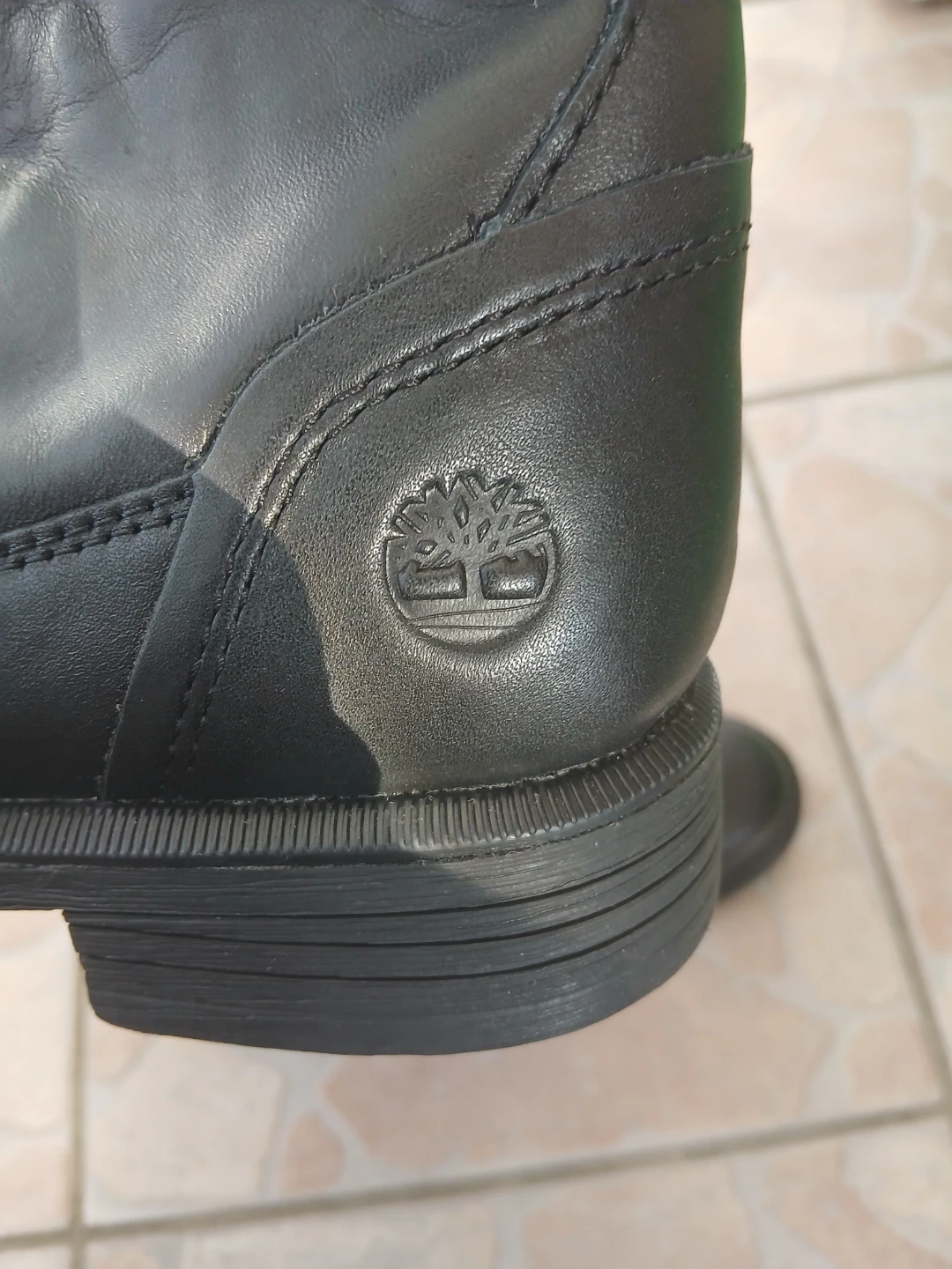 BRAND NEW Timberland Women's Black Leather Boots Size 5.5 - photo 2