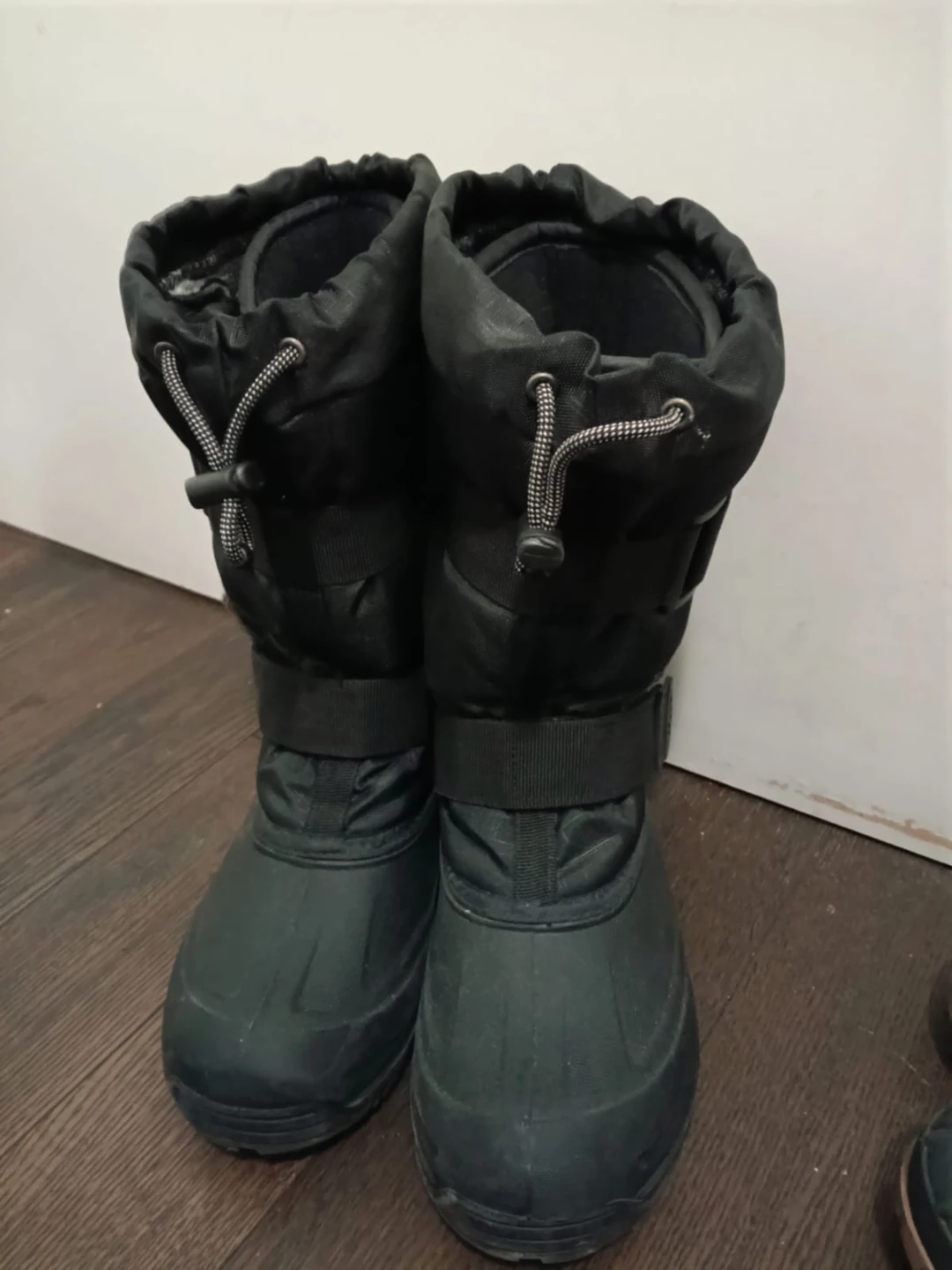 Black Winter Boots