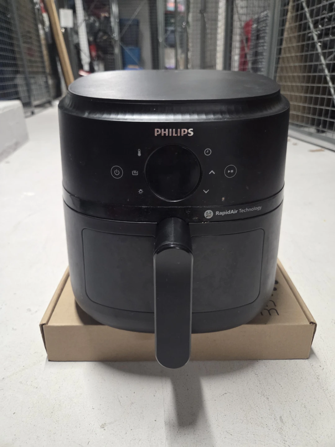 Philips Digital Air Fryer with RapidAir Technology - photo 3