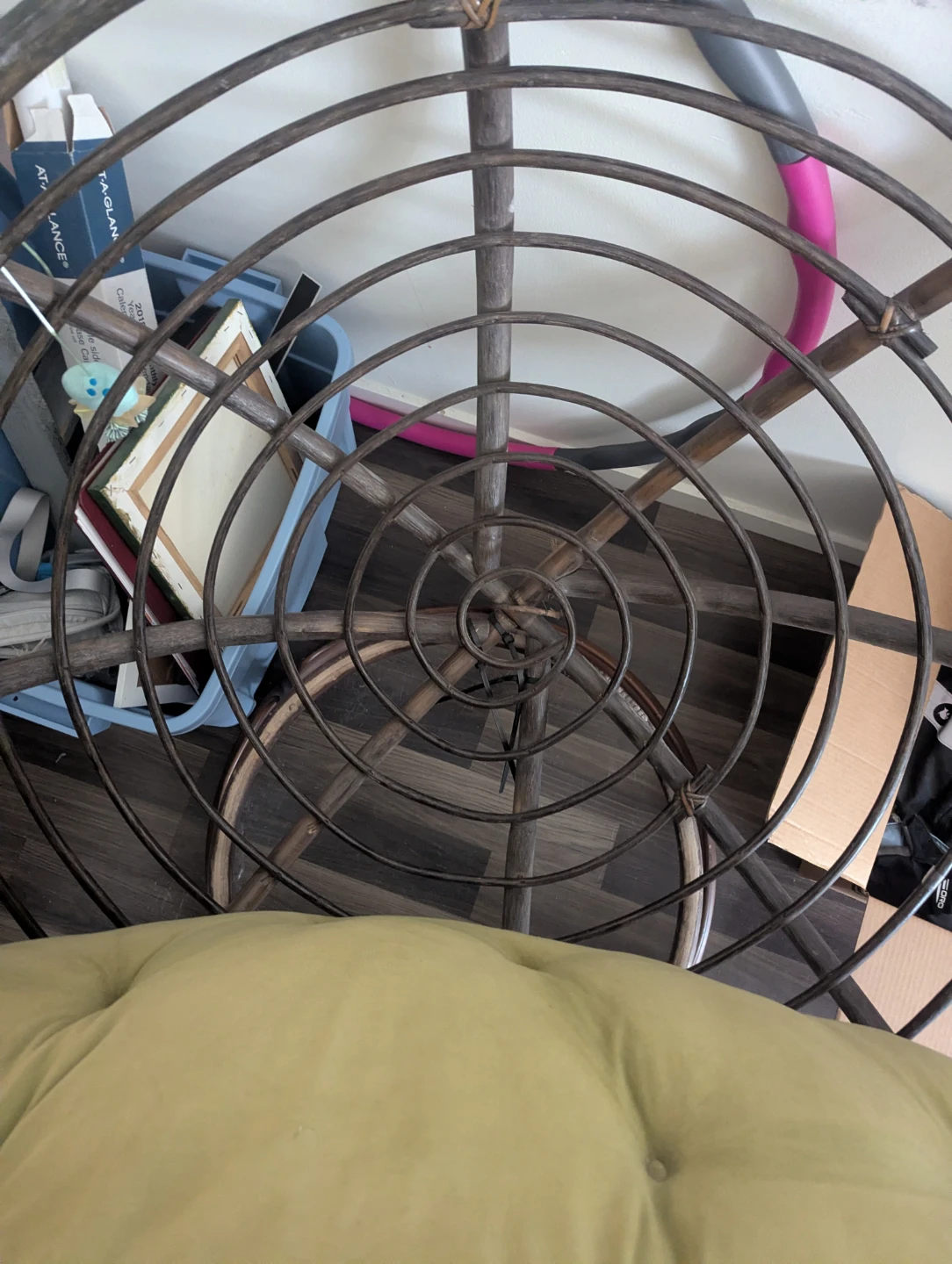 Papasan Chair with Green Cushion - photo 2