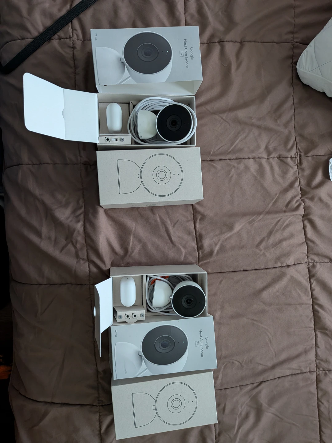 Google Nest Cam Indoor 2K Wired Security READ DESCRIPTION
