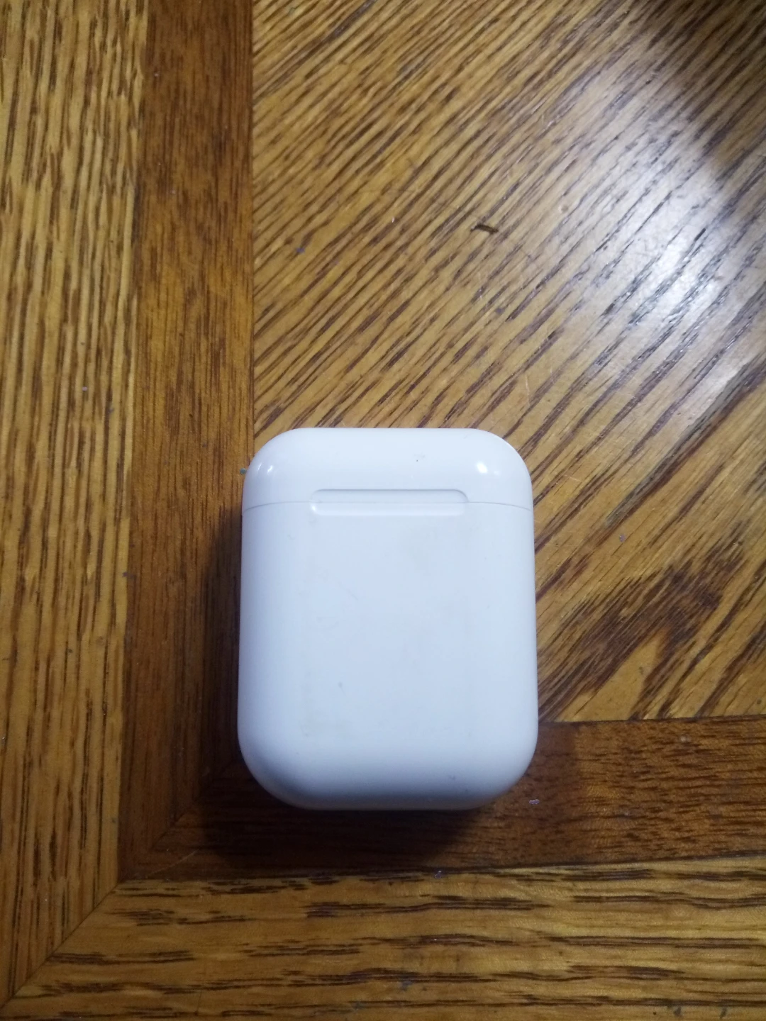 Apple AirPods Wireless Charging Case - photo 3