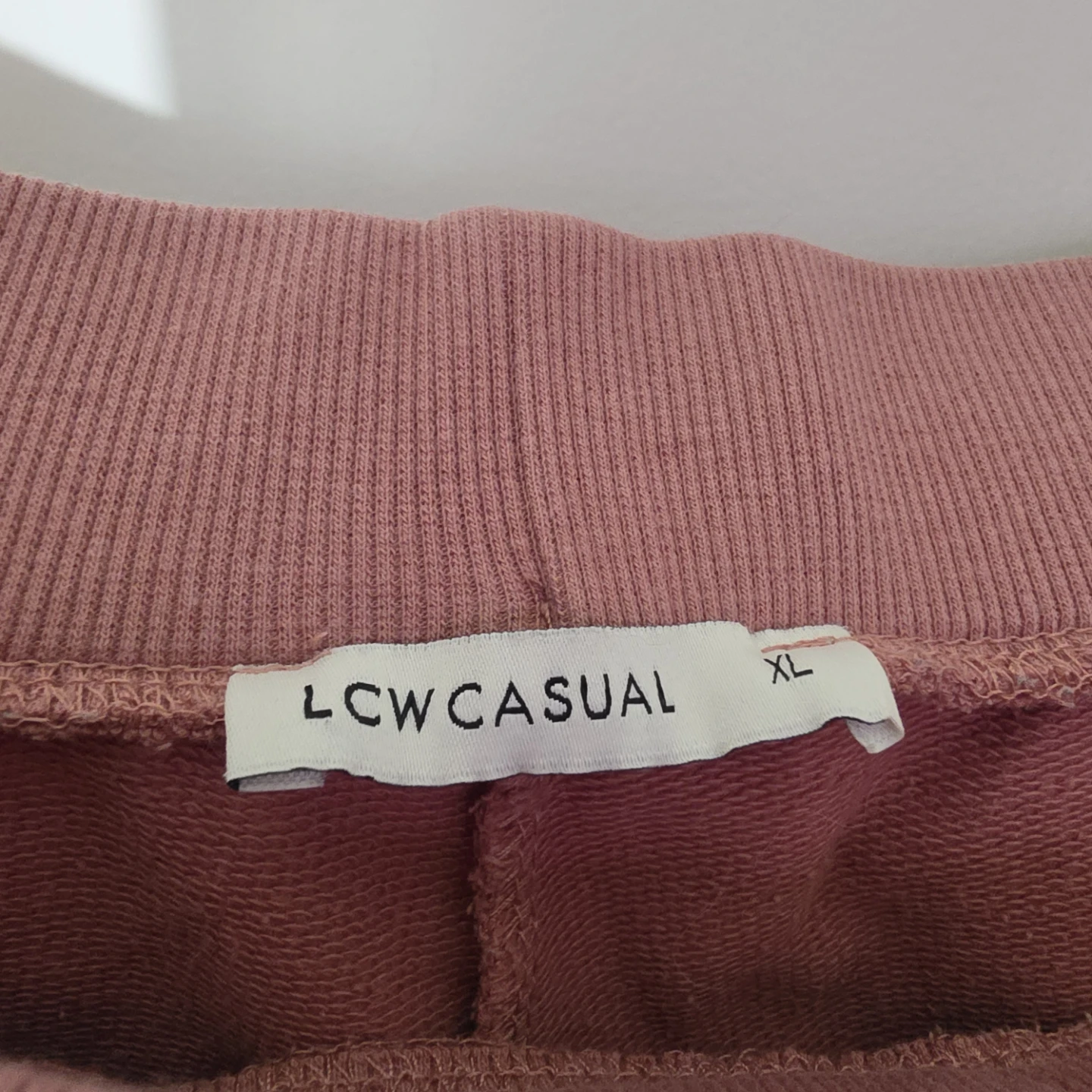 Hoodies, sweatpants, shirt - photo 4